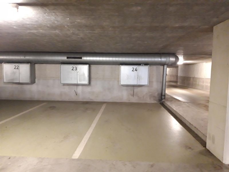 Einstellplätze in Schwerzenbach zu vermieten - 2