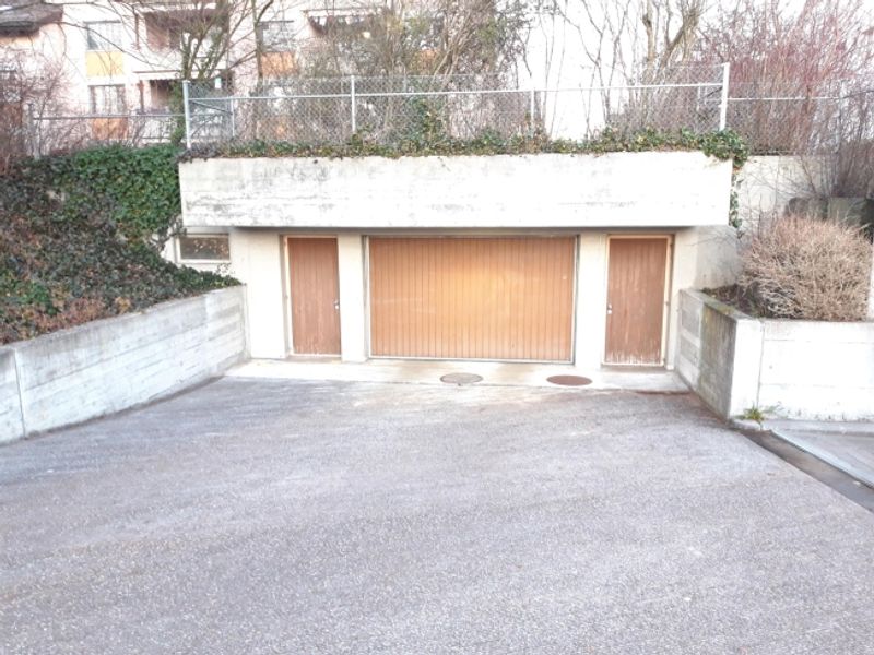 Einstellplätze in Schwerzenbach zu vermieten - 3