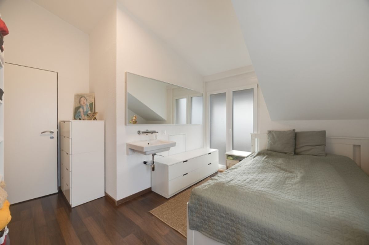 RARITÄT IN BESTLAGE MIT POOL, WINTERGARTEN UND GRILL-LOUNGE FRISCH RENOVIERT - 12