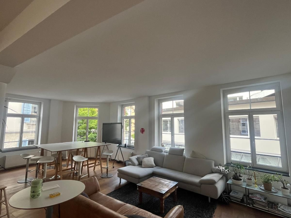 Büro - 2