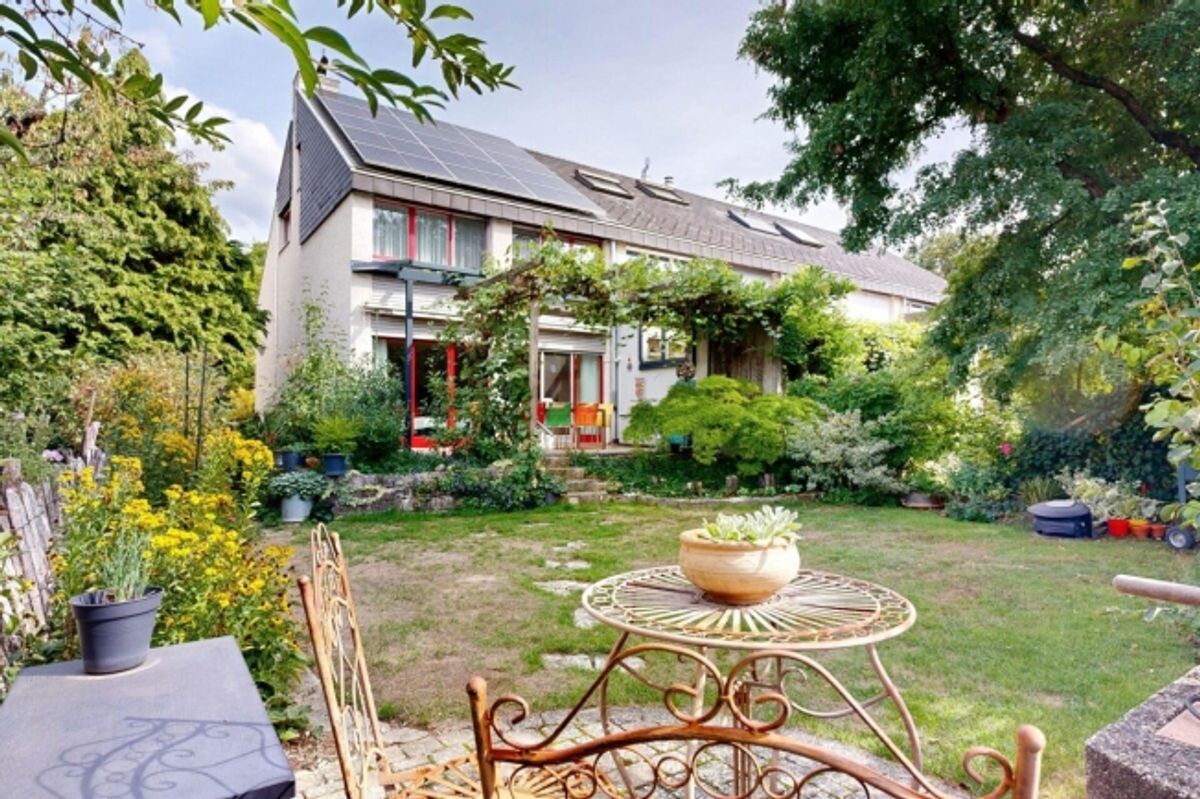 6.5-Zimmer-Eck-Einfamilienhaus mit grosszügigem Garten an familienfreundlicher Lage - 10