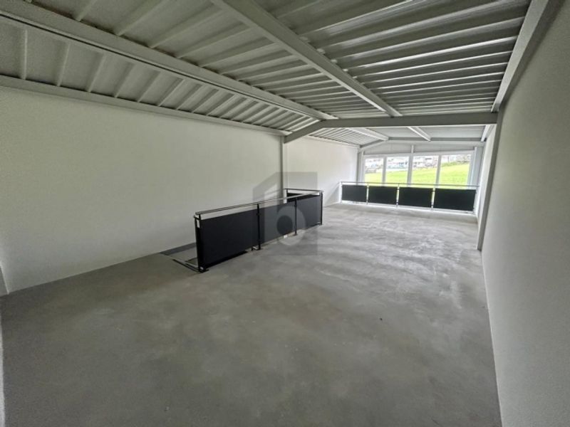 BOX/BUREAU EN DUPLEX AVEC PARKING - 2