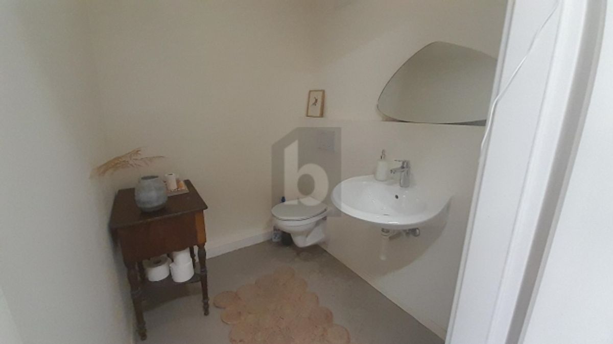 BOX/BUREAU EN DUPLEX AVEC PARKING - 4