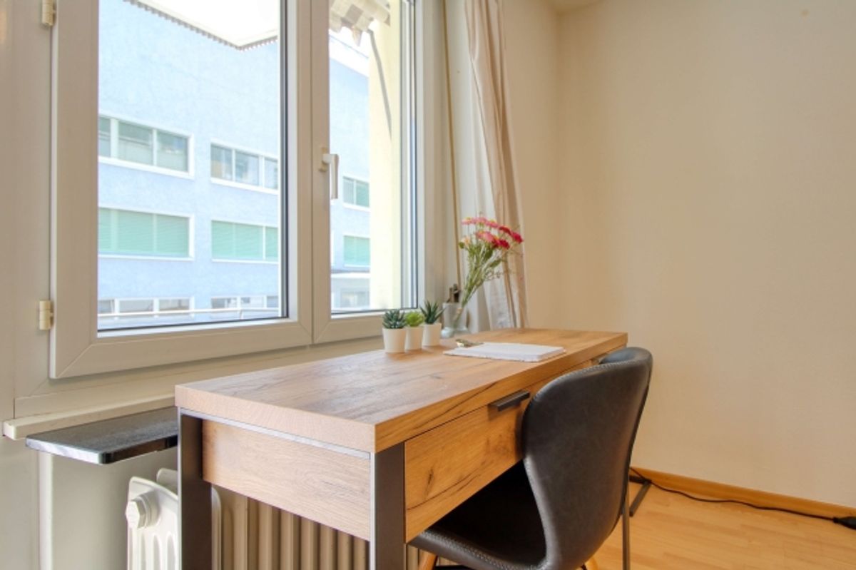 Your Next Chapter Starts Here - Furnished Room in a Top Location - 3