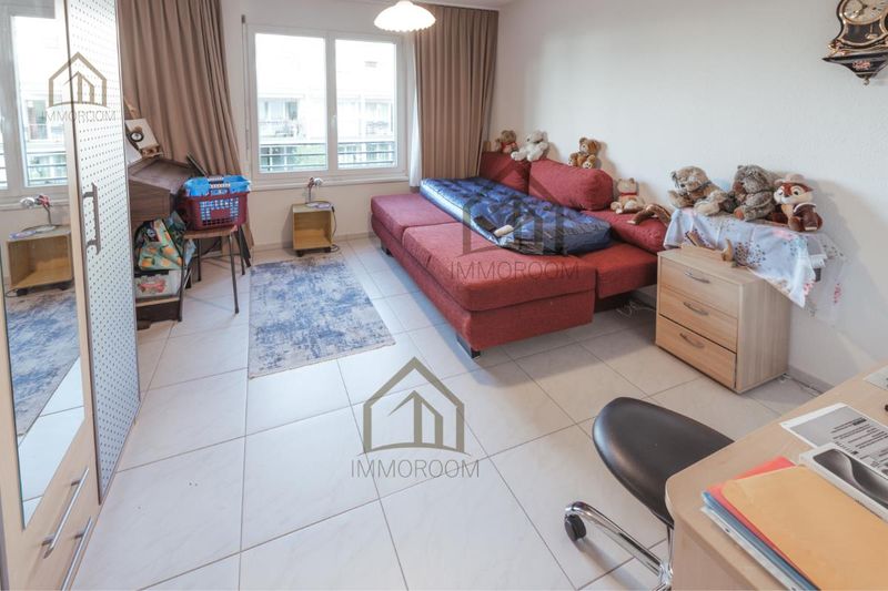 Helle 3.5-Zimmer-Wohnung an zentraler Lage - 8