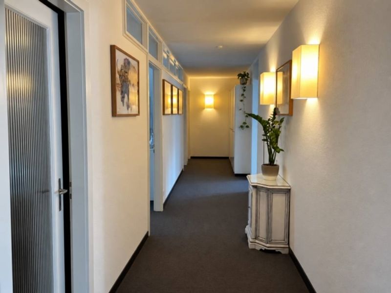 Helle und vielseitige Büro- und Praxisräume an bester Altstadtlage - 4