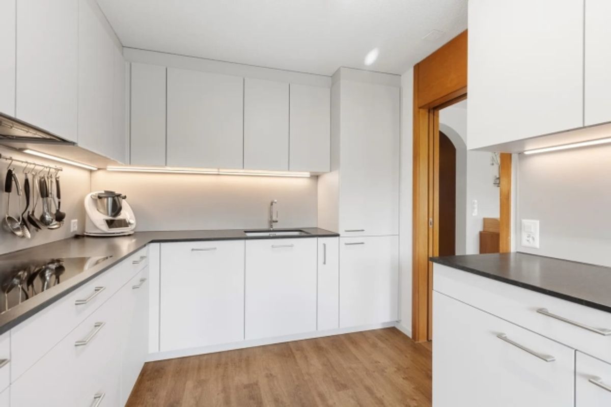 4.5-Zimmer-Wohnung mit Balkon und Schwedenofen in Oberuzwil - 2