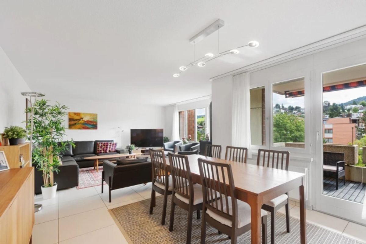 4.5-Zimmer-Wohnung mit Balkon und Schwedenofen in Oberuzwil - 4