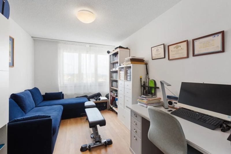 4.5-Zimmer-Wohnung mit Balkon und Schwedenofen in Oberuzwil - 7