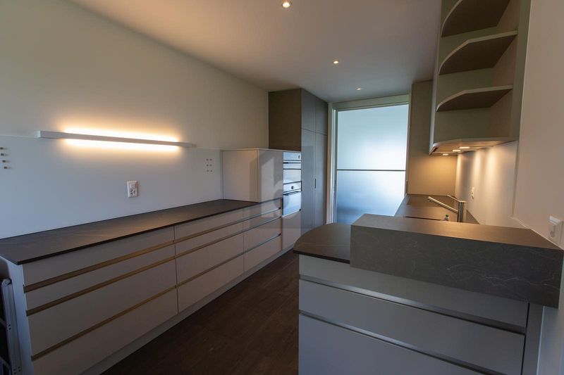 MODERNE ET LUMINEUX, AU DERNIER ETAGE - 3