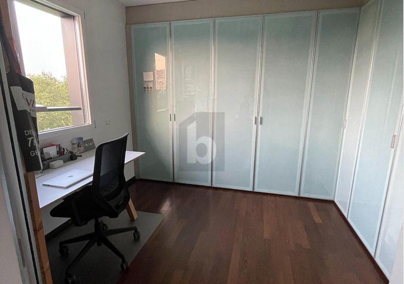 MODERNE ET LUMINEUX, AU DERNIER ETAGE - 4