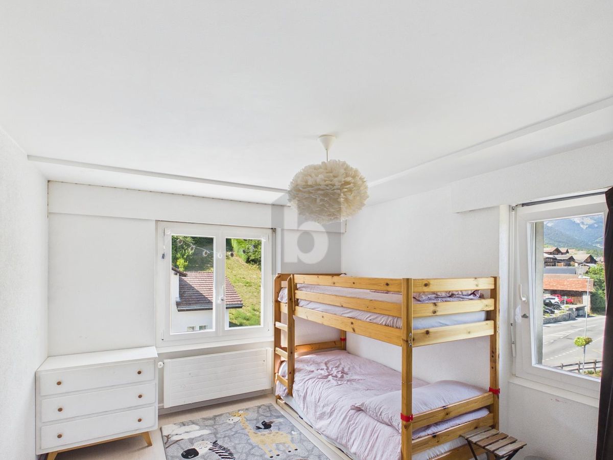 ATTIQUE AVEC BALCON ET GRENIER AMÉNAGEABLE - 4