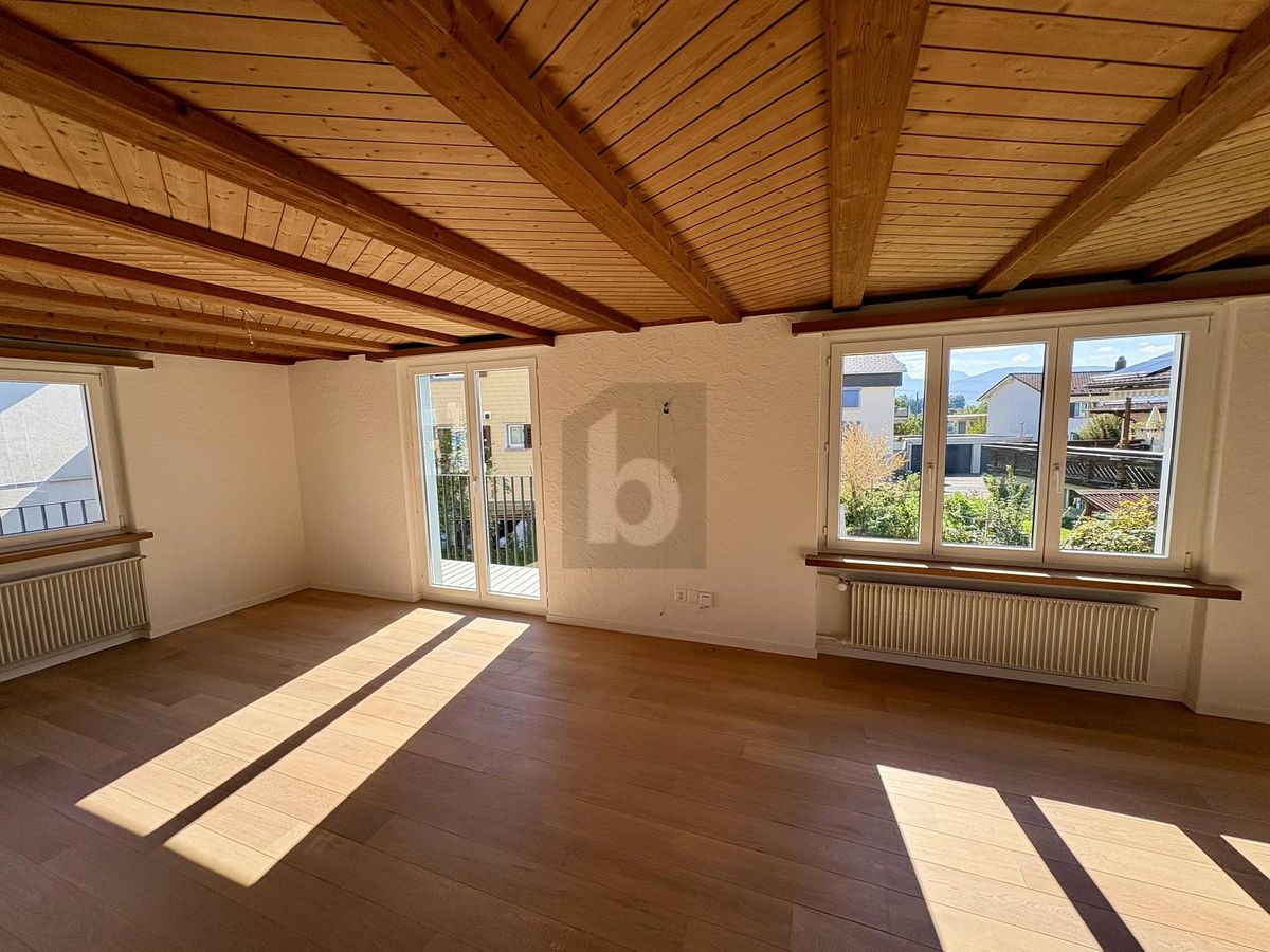 ZENTRAL MIT GARTEN UND BALKON - 2
