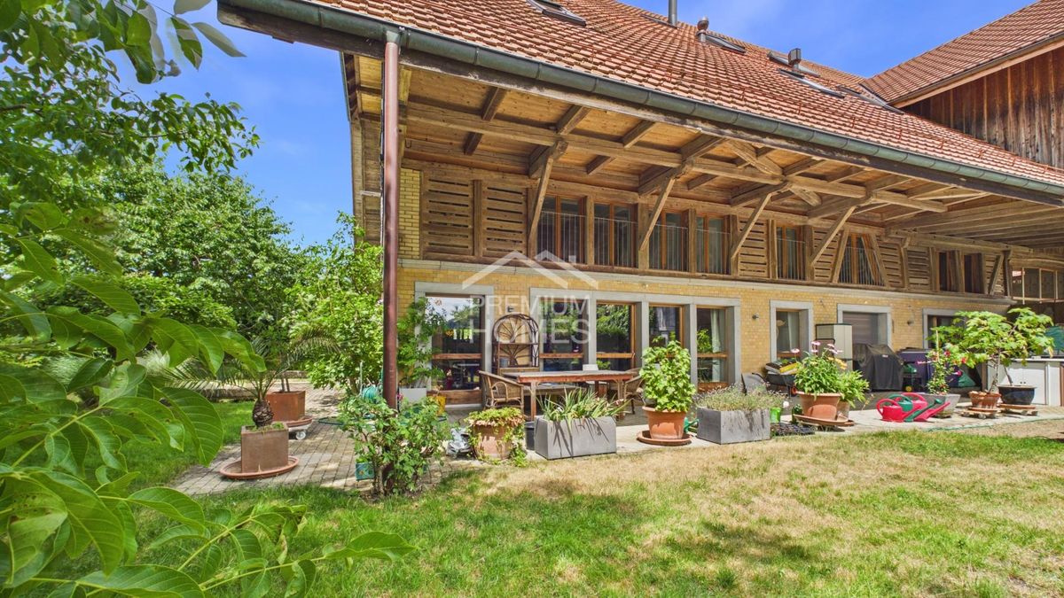 Modernes Zuhause mit viel Raum und Komfort - 0