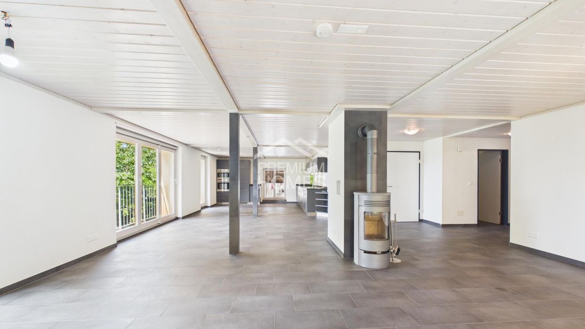Modernes Zuhause mit viel Raum und Komfort - 1