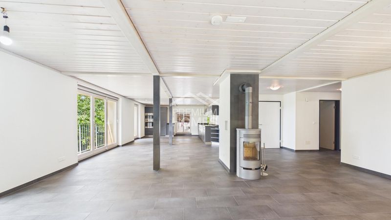 Modernes Zuhause mit viel Raum und Komfort - 2
