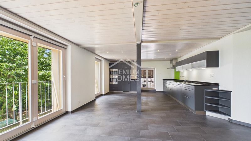 Modernes Zuhause mit viel Raum und Komfort - 3