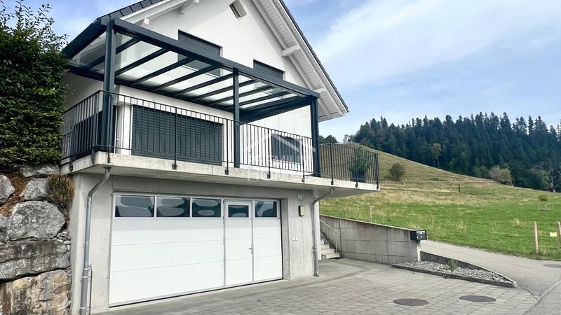 Freistehend, modern und mit traumhaftem Weitblick - 2