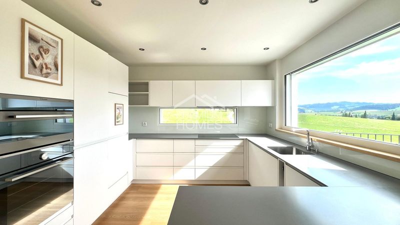 Freistehend, modern und mit traumhaftem Weitblick - 3