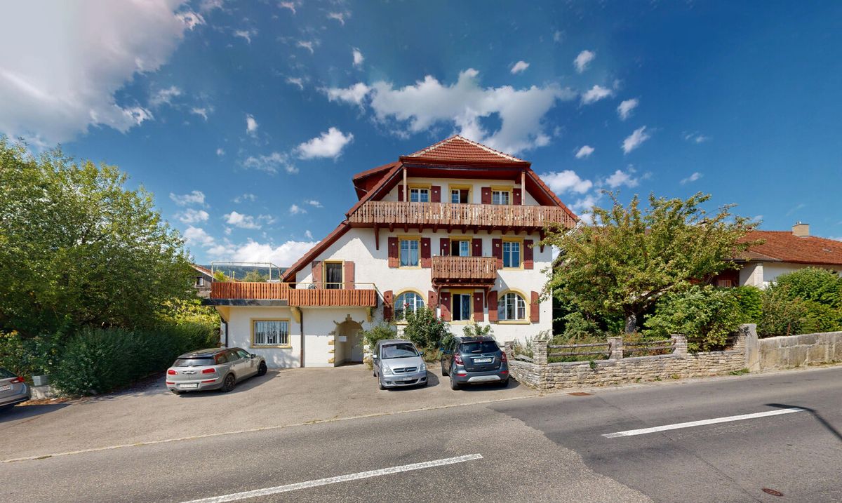Immeuble locatif in à Nods - 1