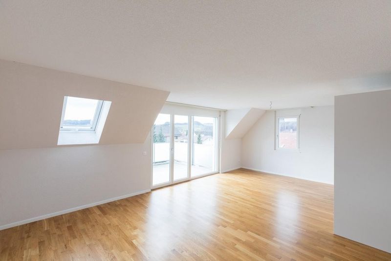 99 m2 zum Wohlfühlen! Grosszügige 4.5-Zimmer-Wohnung im EG - 6