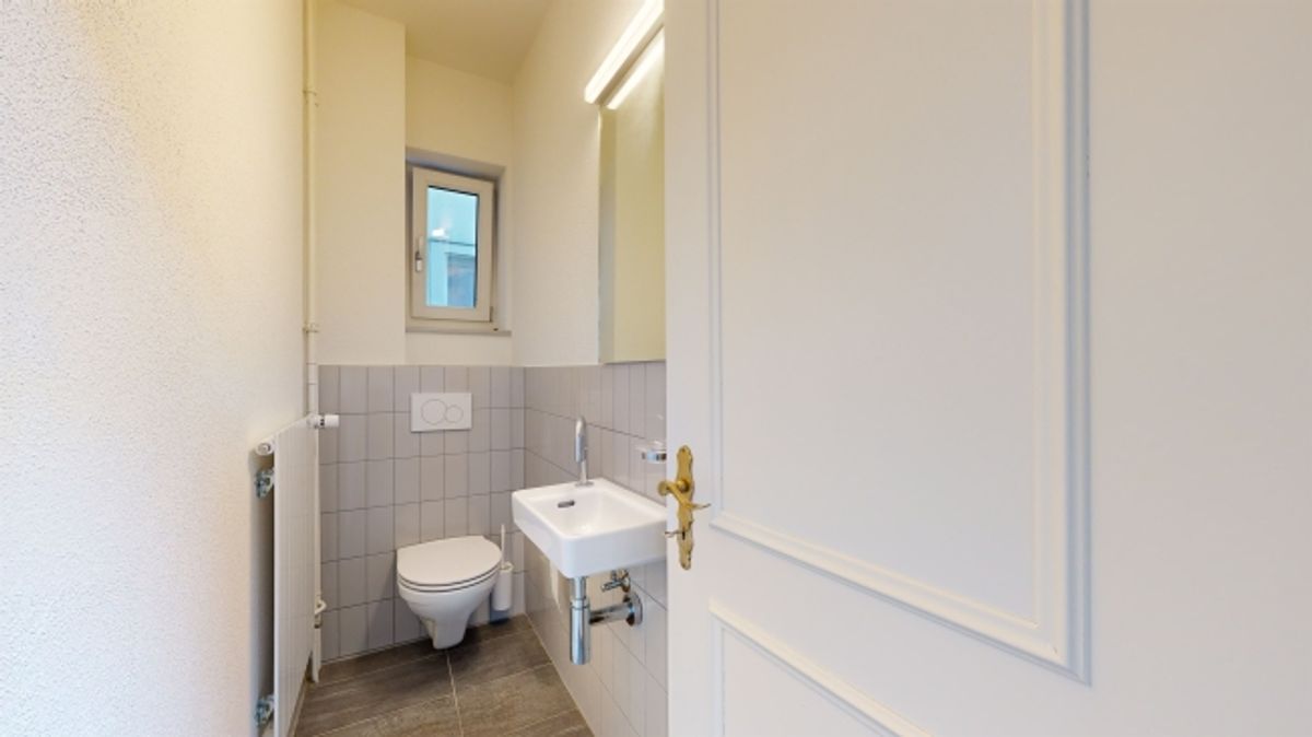 Grosszügige, helle Jugendstilwohnung - 3