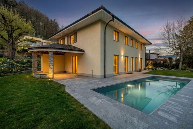 EXKLUSIVES WOHNJUWEL MIT STIL, ELEGANZ UND POOL - 13