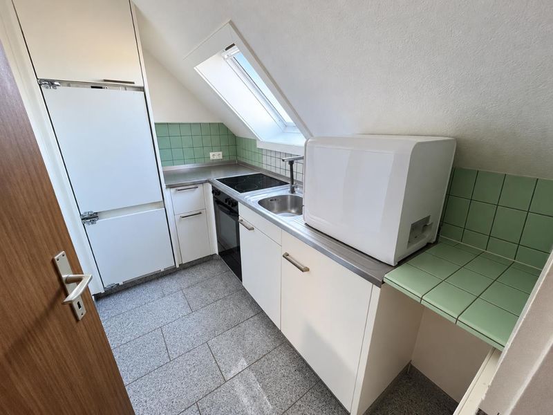 2.5 Zimmer Dachwohnung - 3