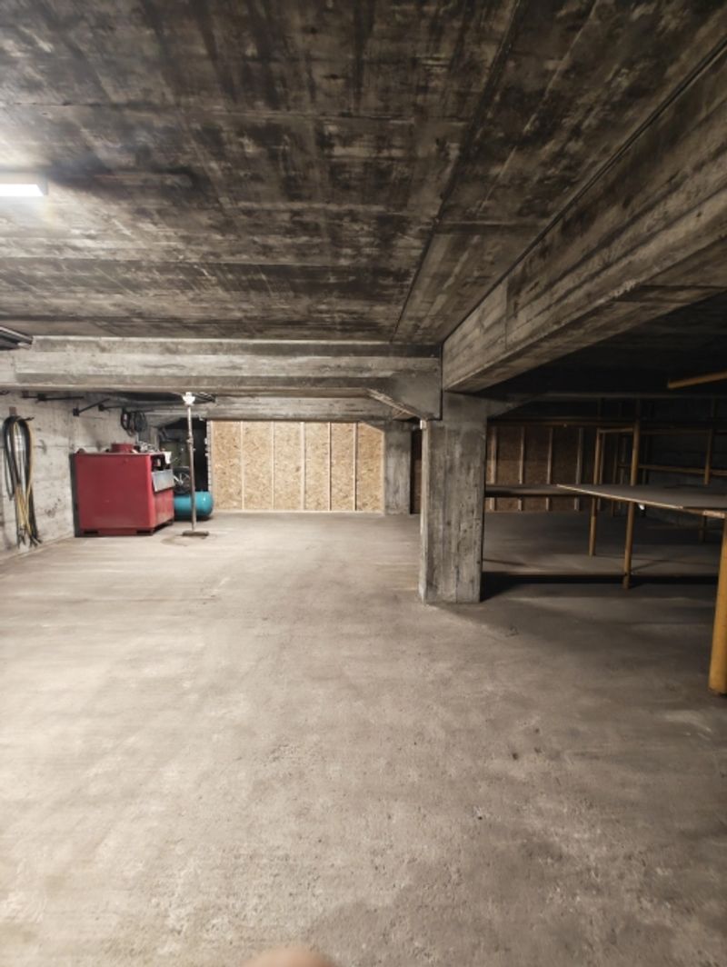 115.2m2 Lagerraum Mellingen - Gheidstrasse 19 - 1