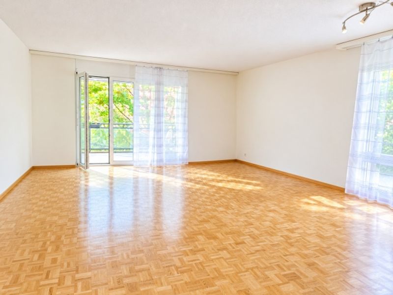 Grosse und zentralgelegene Wohnung in Kehrsatz - 4