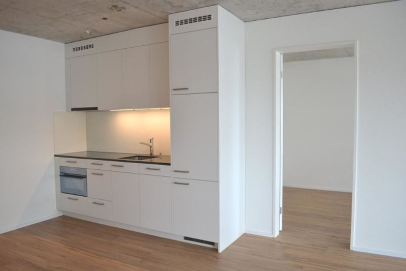 Moderne 2.5-ZWG mit riesiger gemeinsamer Dachterrasse - 2