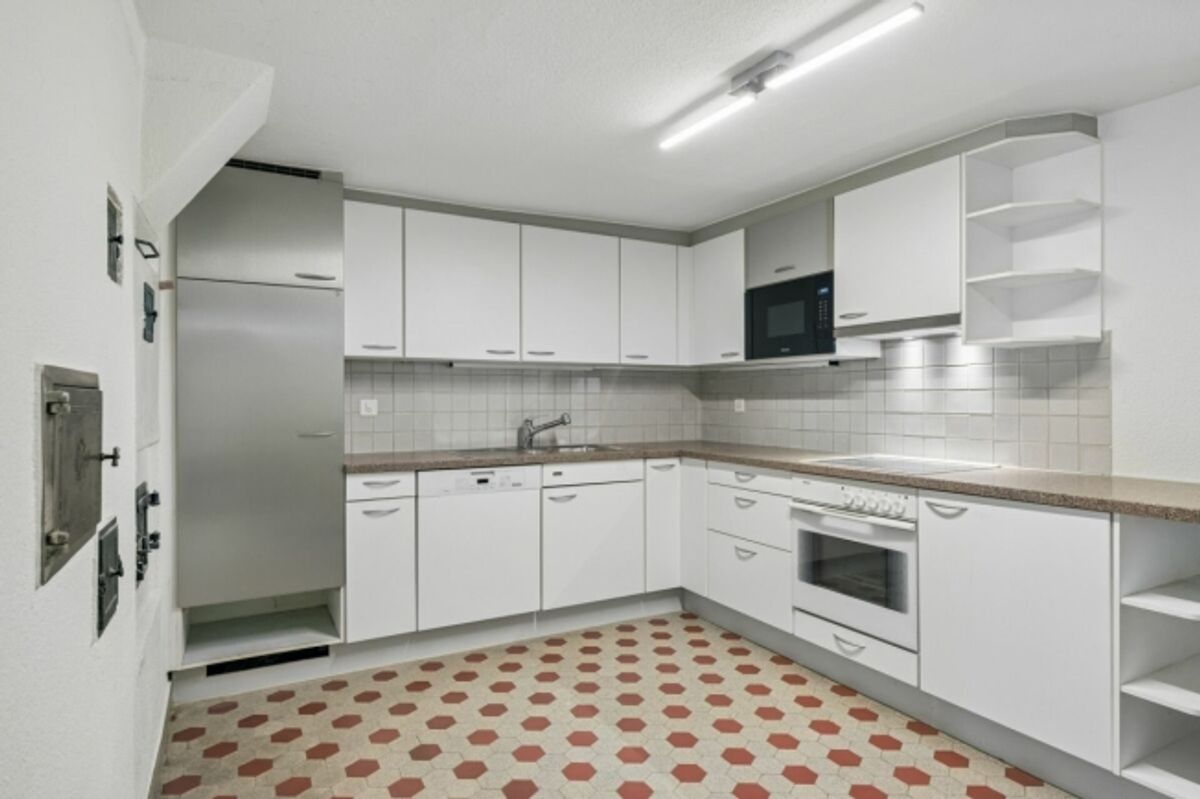 Charmantes 4-Zimmer-Reihenhaus (Flarz) mit grosszügigem Garten und Renovationspotential - 3