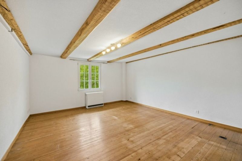Charmantes 4-Zimmer-Reihenhaus (Flarz) mit grosszügigem Garten und Renovationspotential - 6