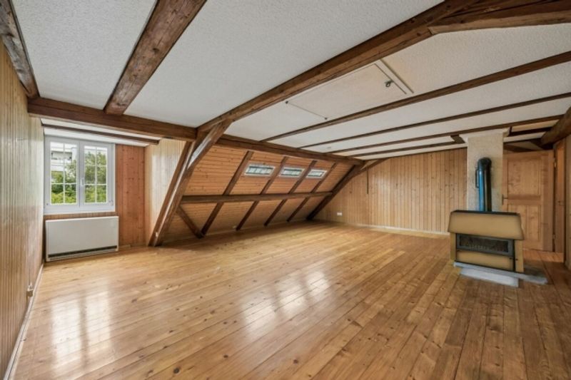 Charmantes 4-Zimmer-Reihenhaus (Flarz) mit grosszügigem Garten und Renovationspotential - 9