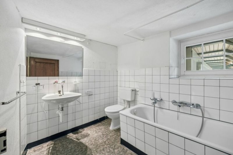 Charmantes 4-Zimmer-Reihenhaus (Flarz) mit grosszügigem Garten und Renovationspotential - 10