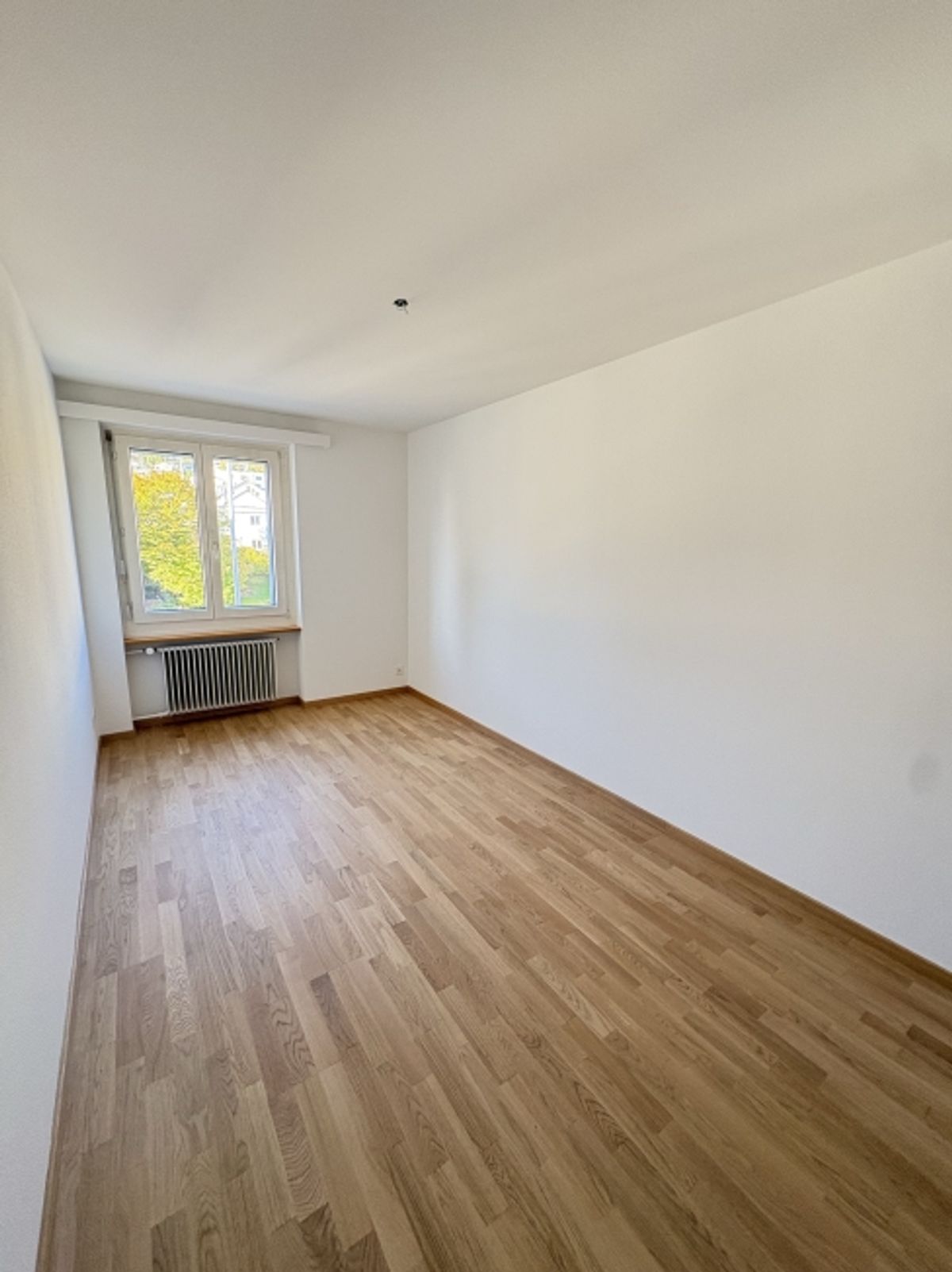 Helle 5-Zimmer-Wohnung mit herrlicher Seesicht in Thalwil - 3