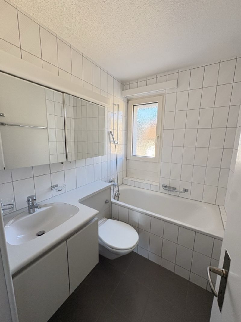 Helle 5-Zimmer-Wohnung mit herrlicher Seesicht in Thalwil - 9