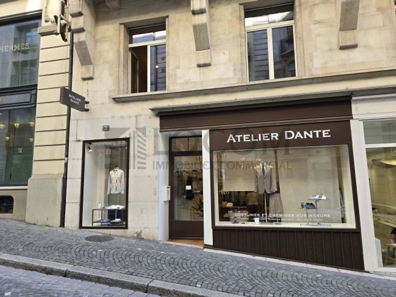 Schöne Arkade von 82 m² in der Rue de la Paix neben Hermès - 3