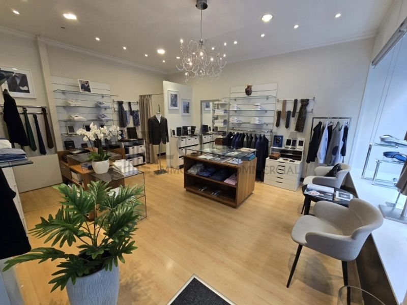 Schöne Arkade von 82 m² in der Rue de la Paix neben Hermès - 5