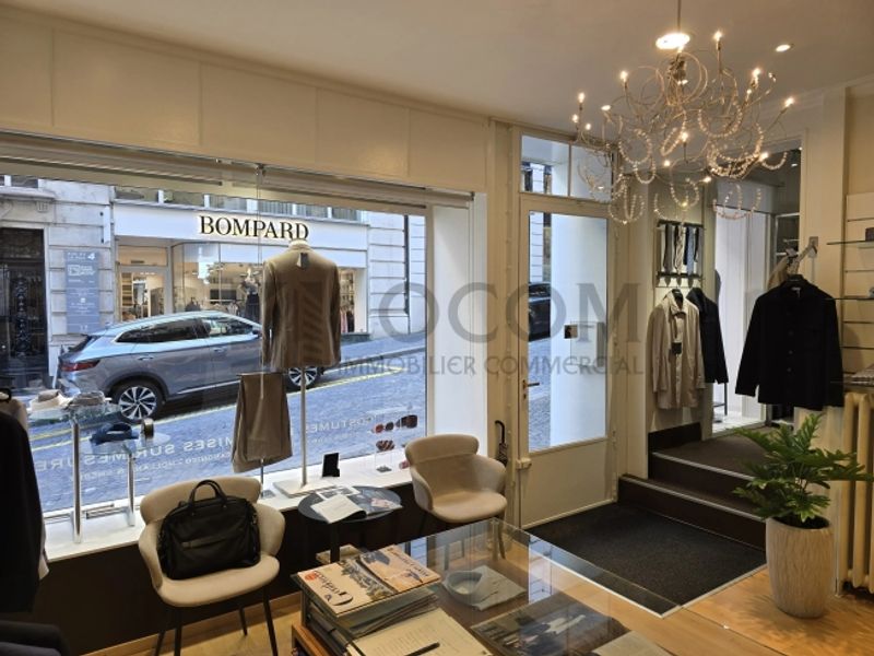 Schöne Arkade von 82 m² in der Rue de la Paix neben Hermès - 8