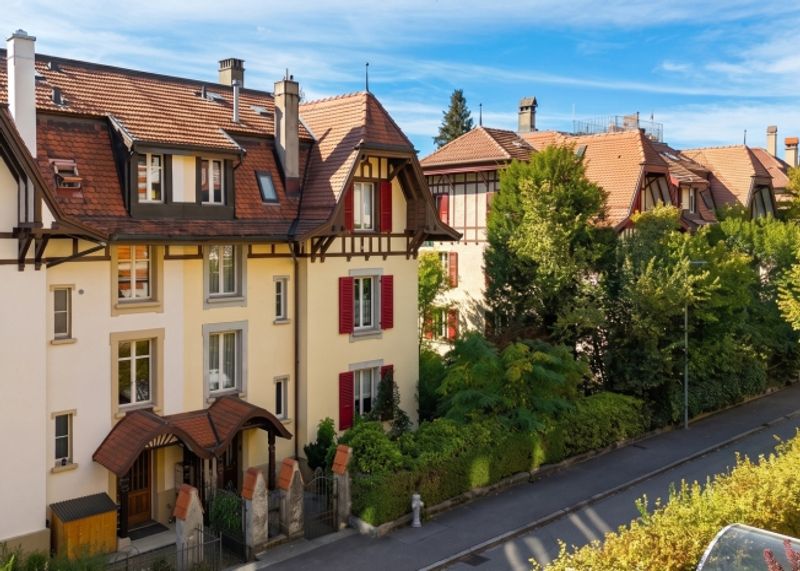 HISTORISCHES ALTBAUJUWEL - MEHRFAMILIENHAUS IM BERNER OBSTBERGQUARTIER - 1