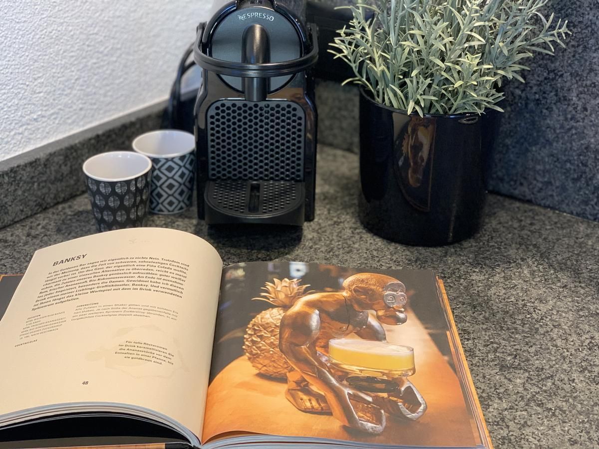 Luxury 1-Bedroom Apartments 60 m2 with balcony & r - 1