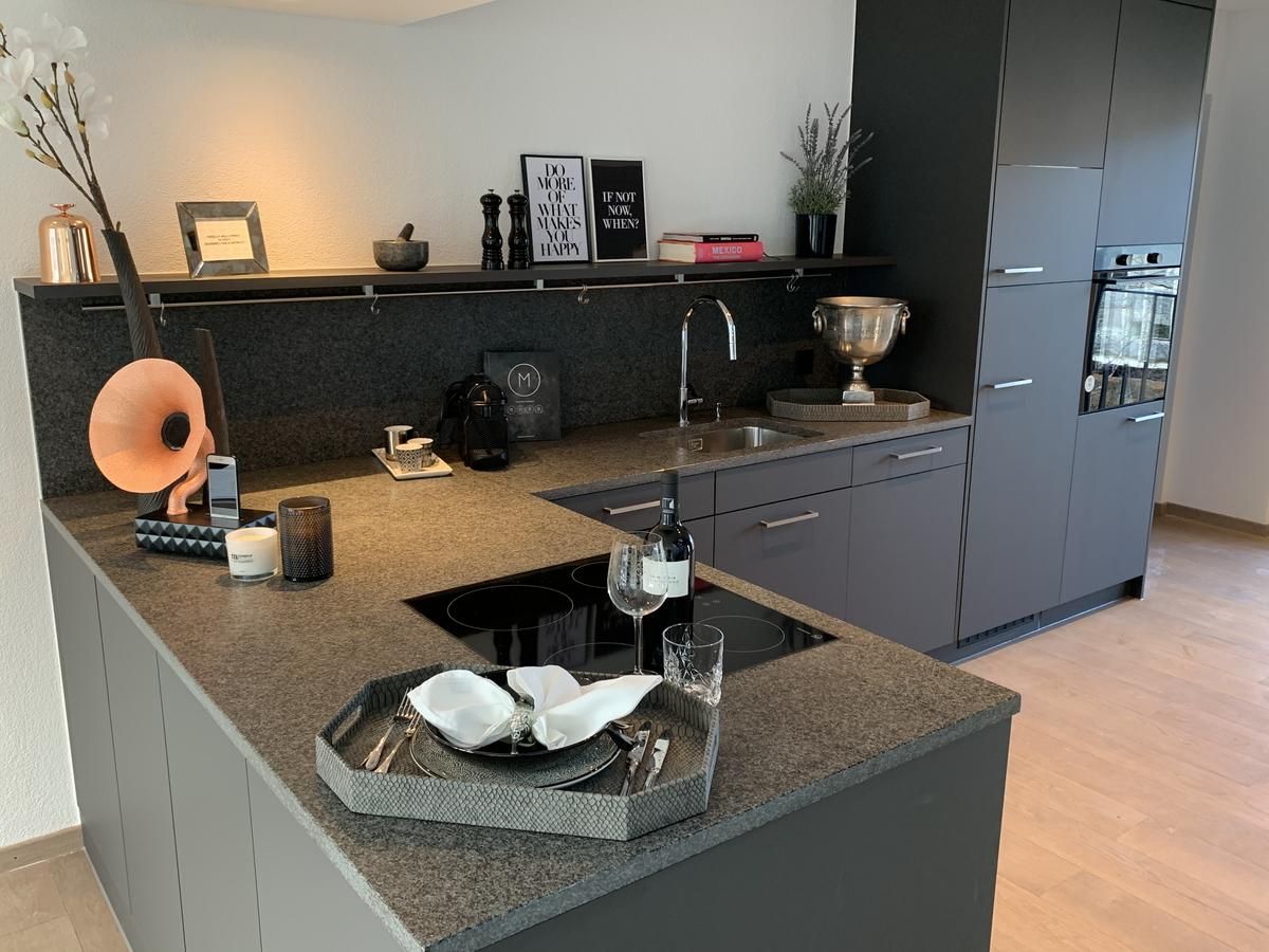 Luxury 1-Bedroom Apartments 60 m2 with balcony & r - 2